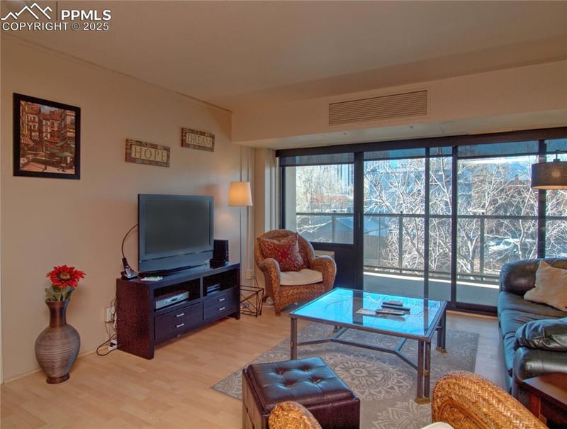 417 Kiowa St #304, Colorado Springs, CO 80903