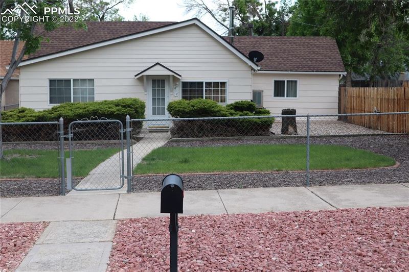 417 W Platte Ave, Colorado Springs, CO 80905