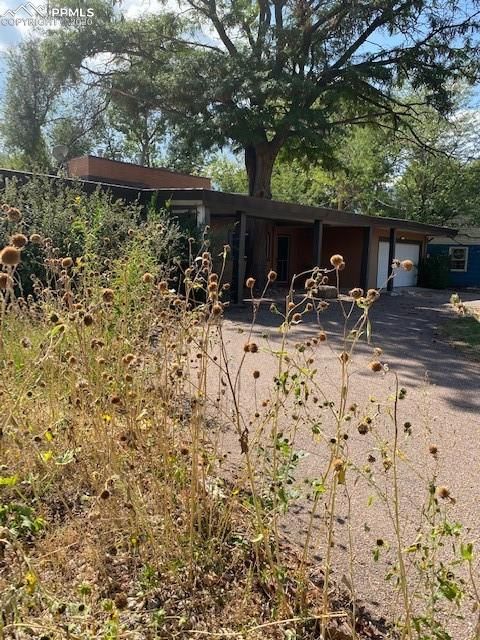 417 Ridgewood Ave, Colorado Springs, CO 80906