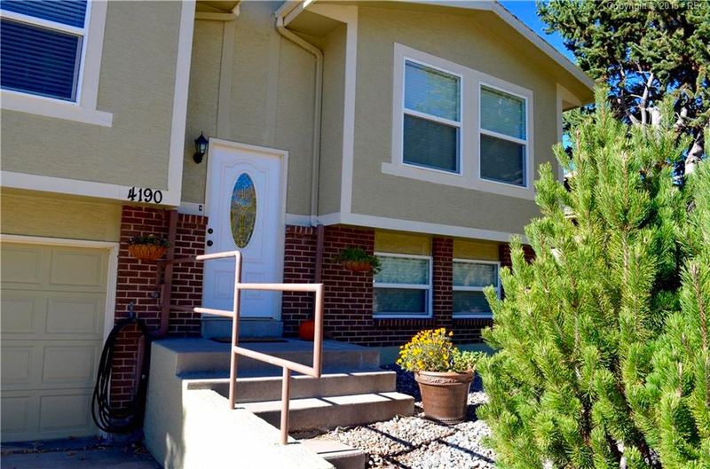 4190 Iron Horse Trl, Colorado Springs, CO 80917