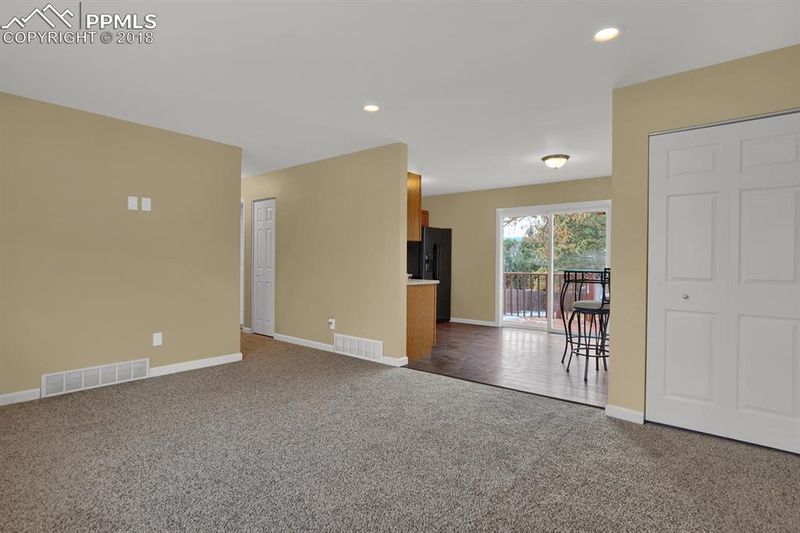 4190 Oro Blanco Dr, Colorado Springs, CO 80917