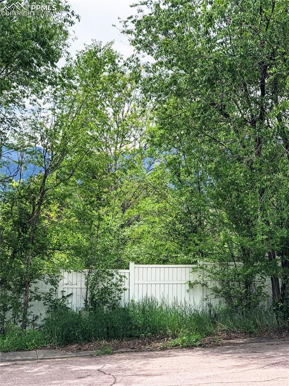 420 Spring St, Colorado Springs, CO 80904