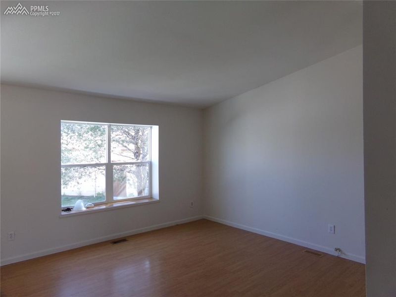 4202 Dawnlite Dr, Colorado Springs, CO 80916