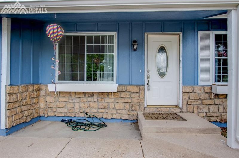 4202 Kincannon Rd, Colorado Springs, CO 80916