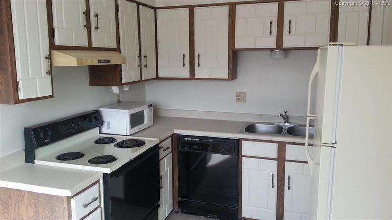 4203 Forrest Hill Rd, Colorado Springs, CO 80907