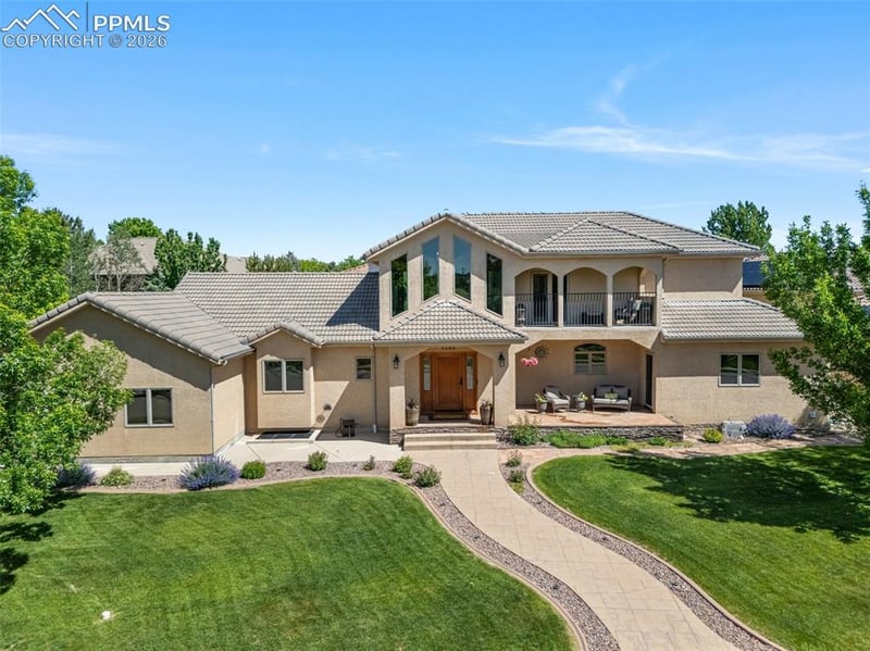 4203 St Andrews Dr, Pueblo, CO 81001