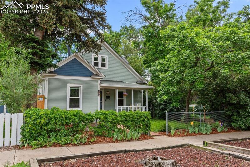 421 N Spruce St, Colorado Springs, CO 80905