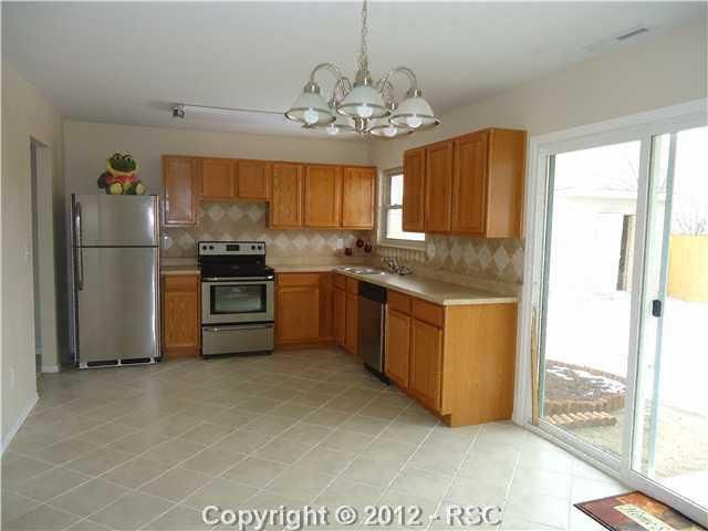 4214 Drennan Rd, Colorado Springs, CO 80916