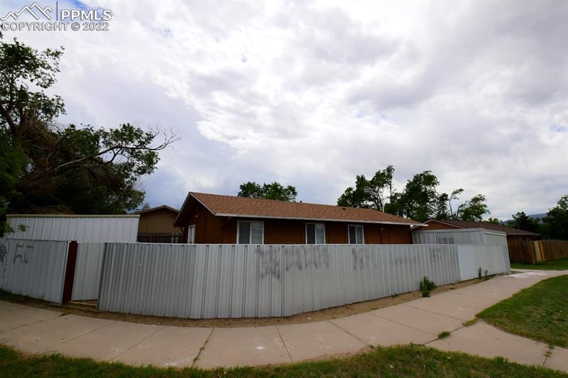 4216 Deerfield Hills Rd, Colorado Springs, CO 80916