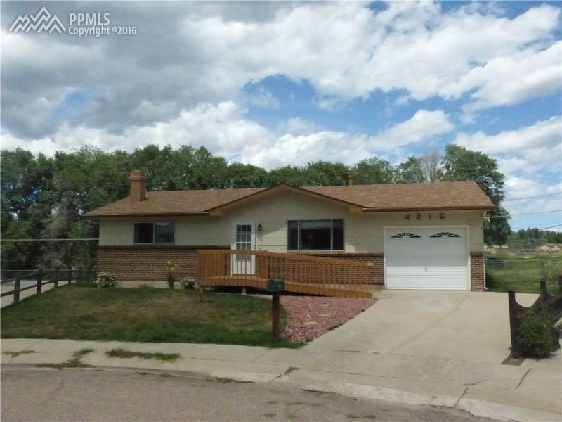 4216 Driftwood Dr, Colorado Springs, CO 80918
