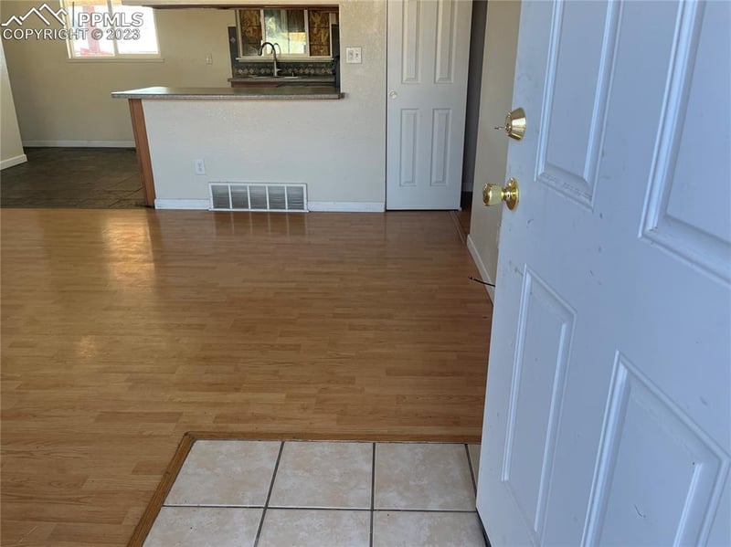 4218 Chamberlin , Colorado Springs, CO 80906