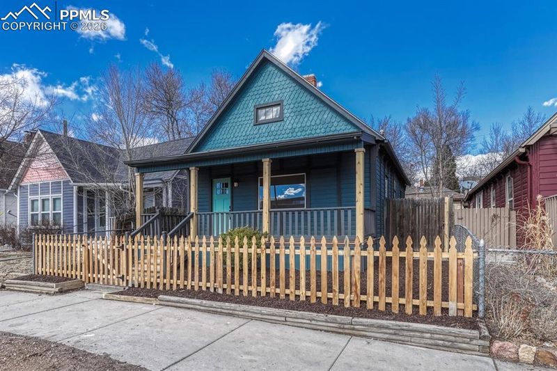 422 E Boulder St, Colorado Springs, CO 80903