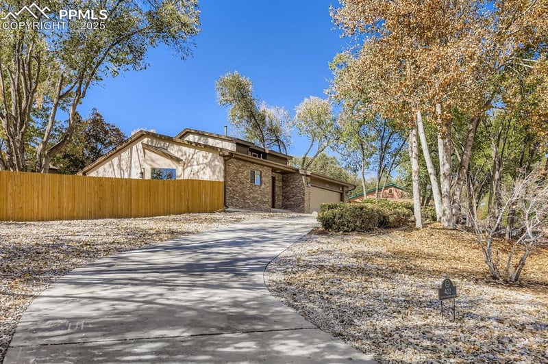 422 S Chelton Rd, Colorado Springs, CO 80916