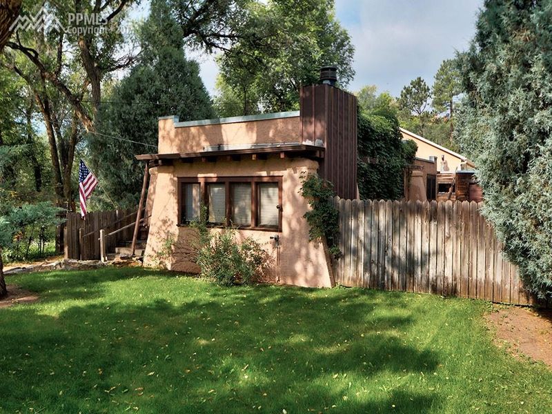 422 Columbia Rd, Colorado Springs, CO 80904