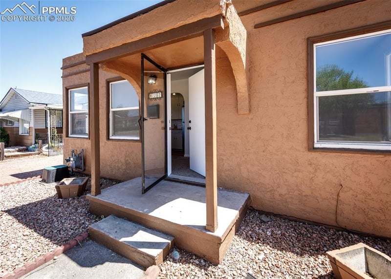 422 S Prairie Ave, Pueblo, CO 81005
