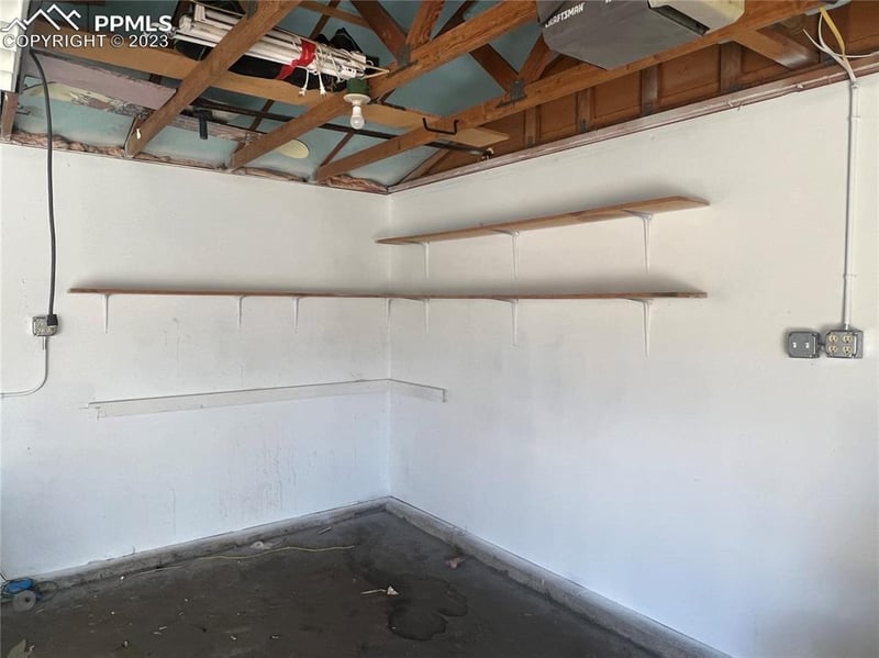 4220 Shining Way, Colorado Springs, CO 80916