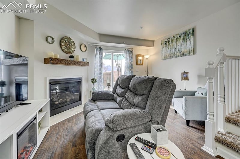 4222 Charleston Dr, Colorado Springs, CO 80916