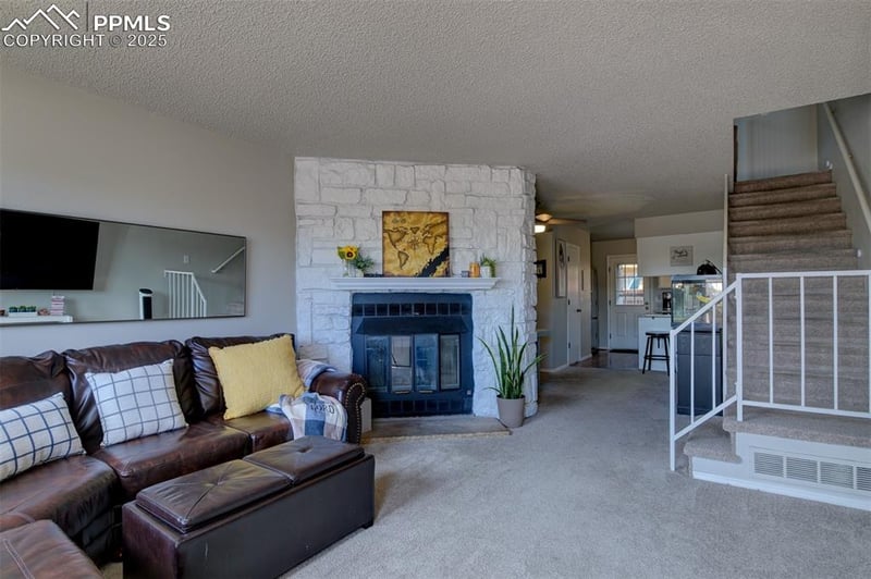 4223 Charleston Dr, Colorado Springs, CO 80916