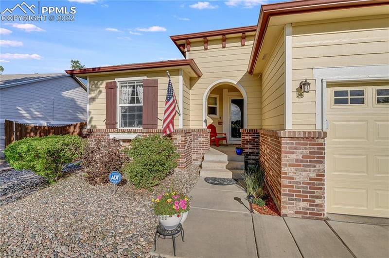 4224 Pioneer Creek Dr, Colorado Springs, CO 80922