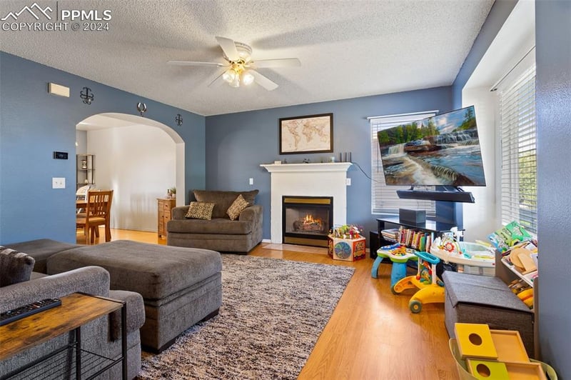 4225 Solarface Ct, Colorado Springs, CO 80916