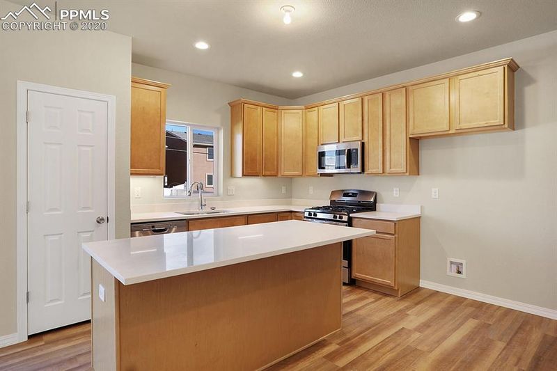 4226 Orchid St, Colorado Springs, CO 80917