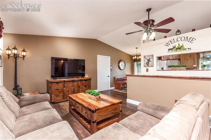 4231 Arvol Cir, Colorado Springs, CO 80911