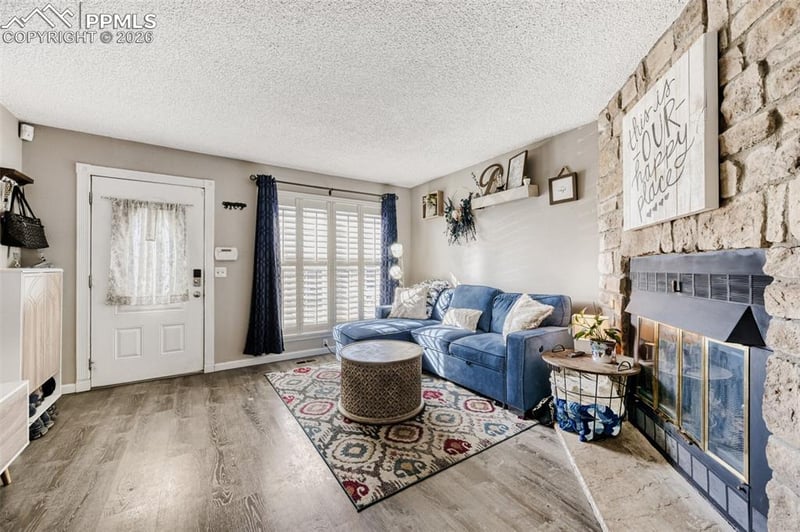 4231 Charleston Dr, Colorado Springs, CO 80916