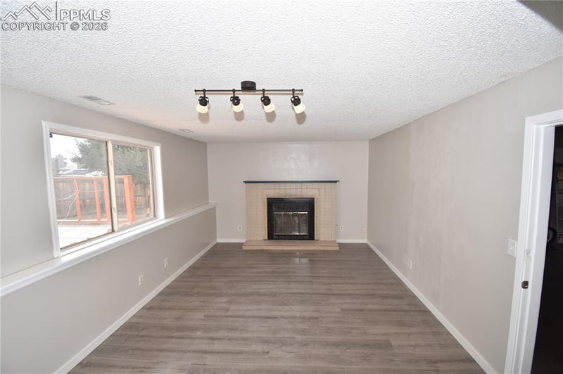 4233 Moonbeam Dr, Colorado Springs, CO 80916