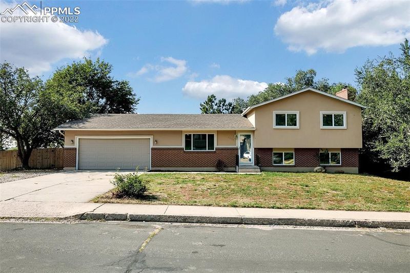 4233 Whittier Dr, Colorado Springs, CO 80910