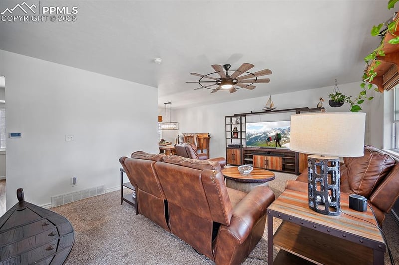 4234 Hammock Dr, Colorado Springs, CO 80917