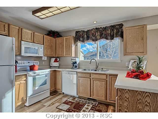 4235 Gracewood Dr, Colorado Springs, CO 80920