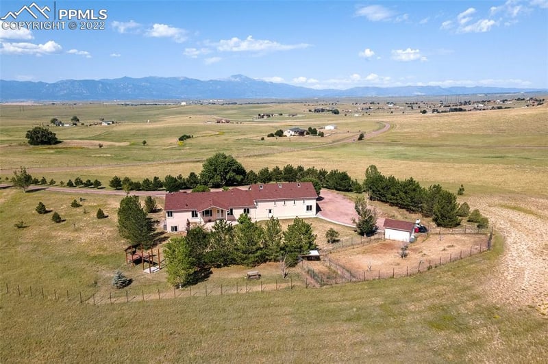 4235 Hammer Ranch Rd, Colorado Springs, CO 80929
