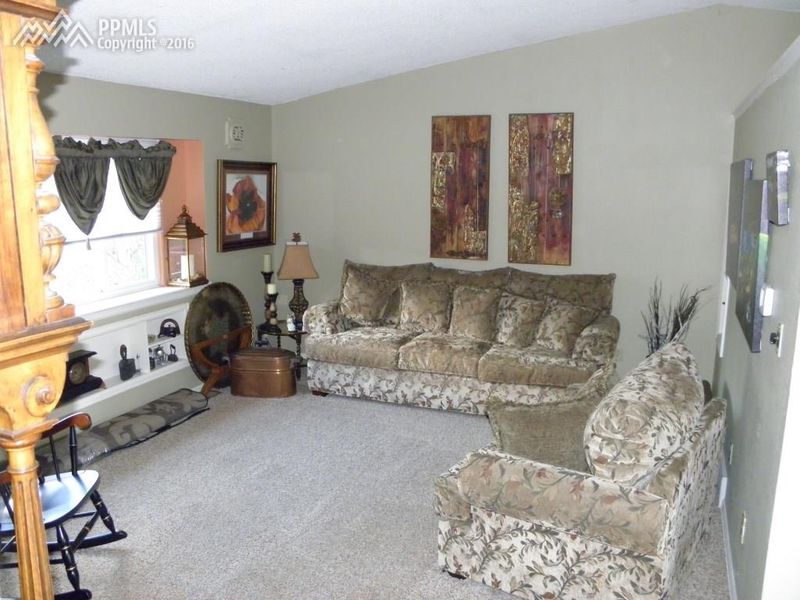 4245 Cantrell Dr, Colorado Springs, CO 80911