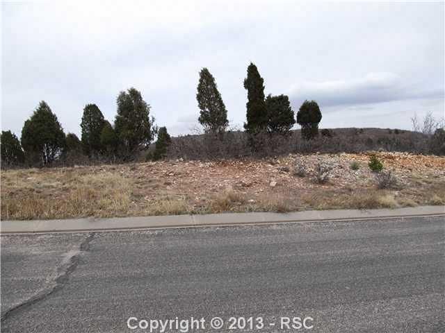 4245 Cedar Heights Dr, Colorado Springs, CO 80904