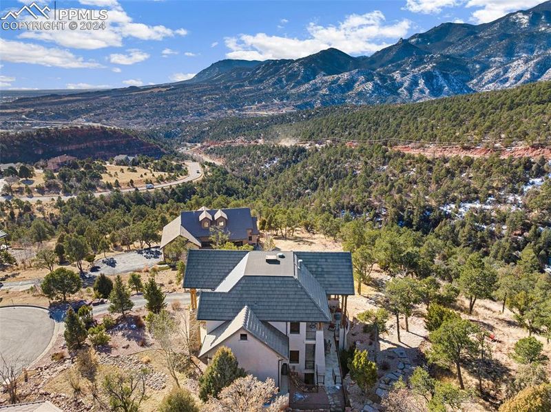 4245 Round Rock Ct, Colorado Springs, CO 80904
