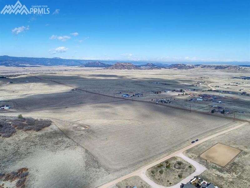 4250 Best Rd, Larkspur, CO 80118