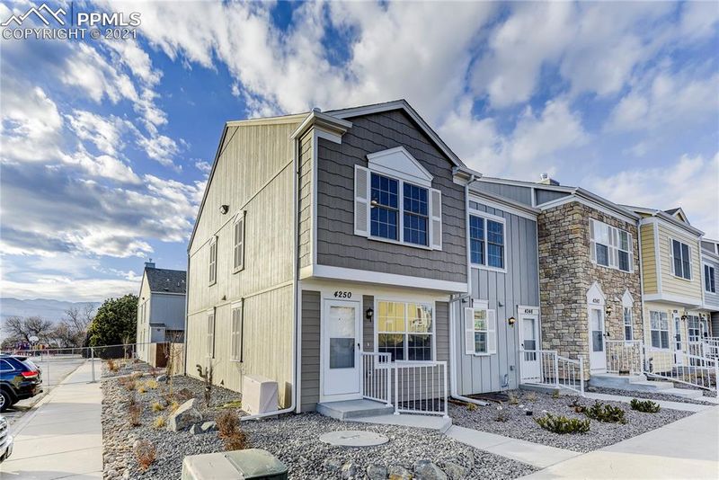 4250 Charleston Dr, Colorado Springs, CO 80916