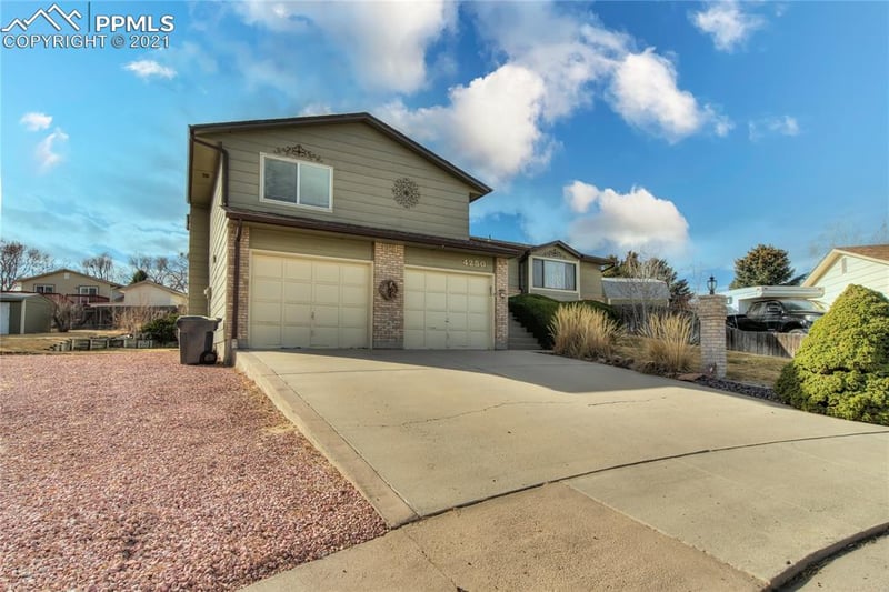 4250 Pinal Ln, Colorado Springs, CO 80911
