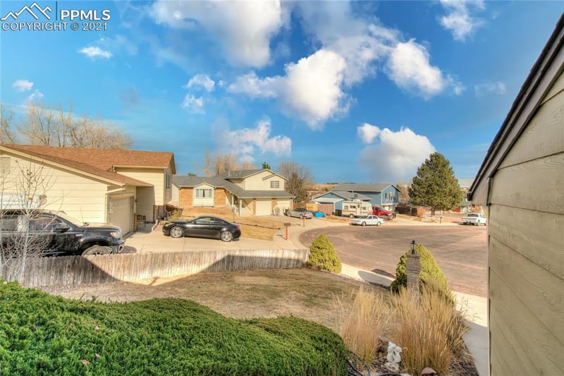 4250 Pinal Ln, Colorado Springs, CO 80911