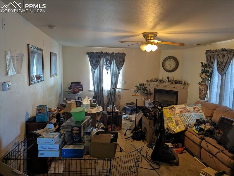 4255 Thoreau Dr, Colorado Springs, CO 80916