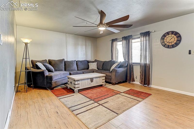 426 Aspen Dr, Colorado Springs, CO 80911