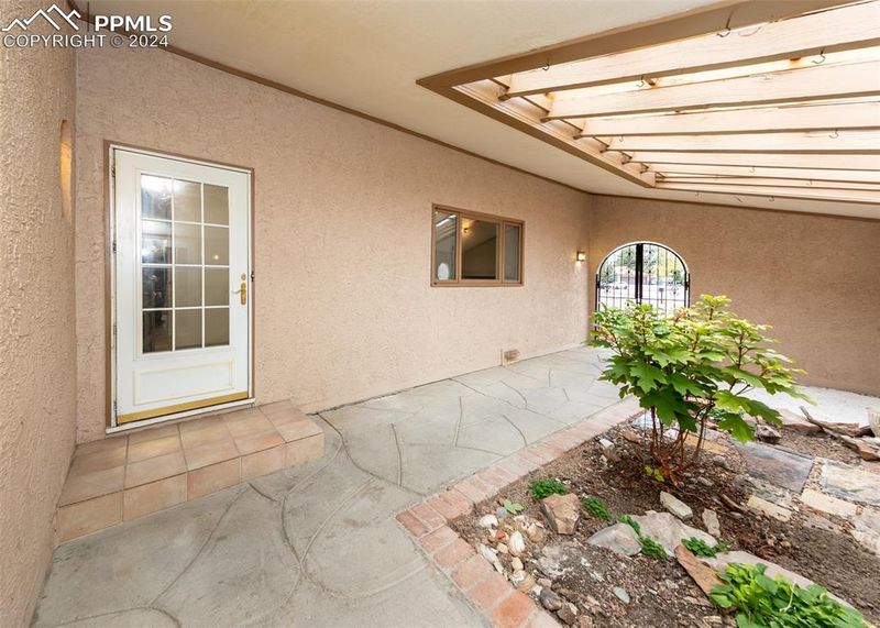 426 W Venturi Dr, Pueblo, CO 81007