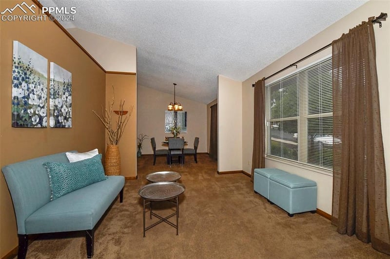 4260 Loch Lomond Ln, Colorado Springs, CO 80909