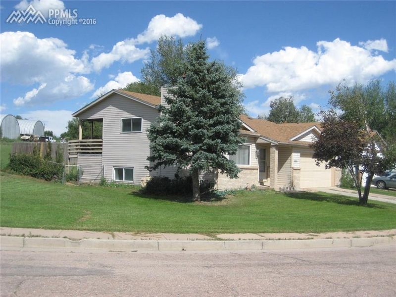 4265 Cassidy St, Colorado Springs, CO 80911