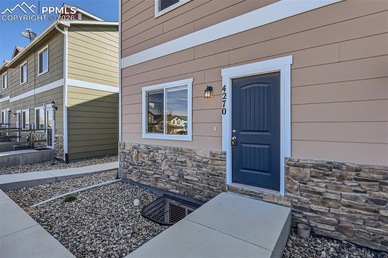 4270 Little Rock Vw, Colorado Springs, CO 80911
