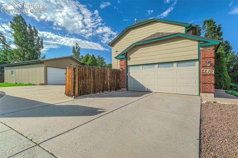 4270 Solarface Ct, Colorado Springs, CO 80916