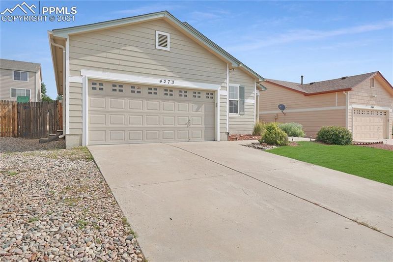4273 Centerville Dr, Colorado Springs, CO 80922