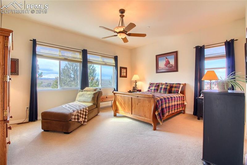 429 Bell Star Cir, Castle Rock, CO 80104