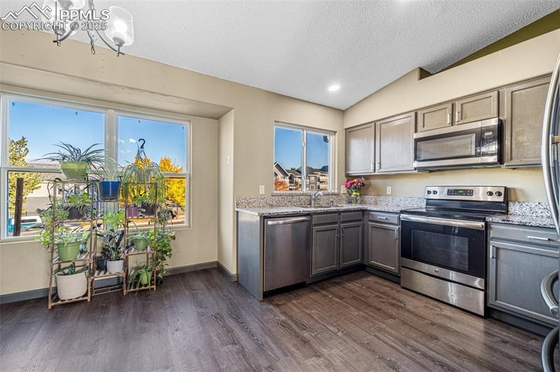 4290 Daylilly Dr, Colorado Springs, CO 80916