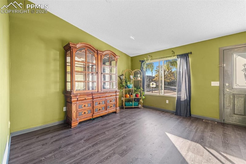 4290 Daylilly Dr, Colorado Springs, CO 80916